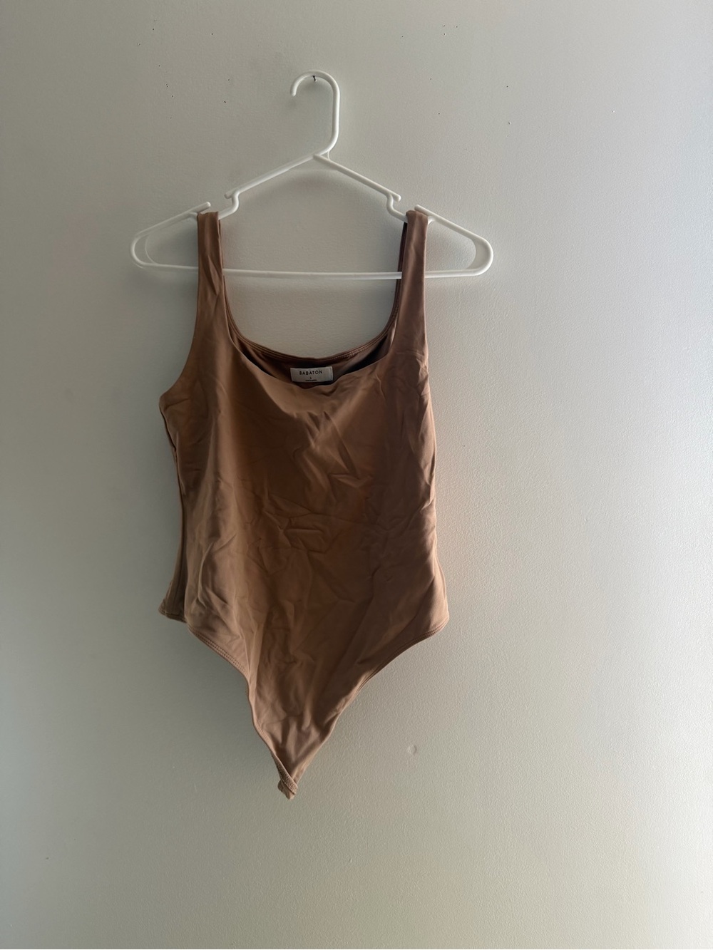 Aritzia Babaton Brown Scoop-Neck Tank Bodysuit